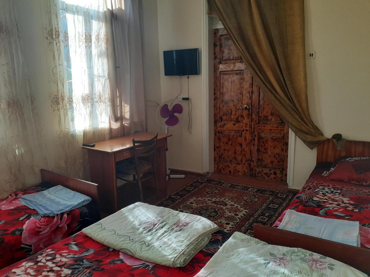 Райский Уголок Gagra Exterior foto